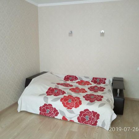 Люкс Апартаменты На Позняках 키예프 외부 사진